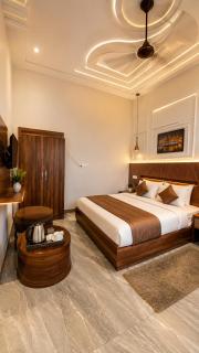 HOTEL SV PALACE 300 METER RAMMANDIR Ayodhya - 5