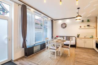 Aposto Apartement 4 - 2