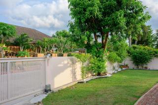 Comfortable holiday home with garden and terrace - 9