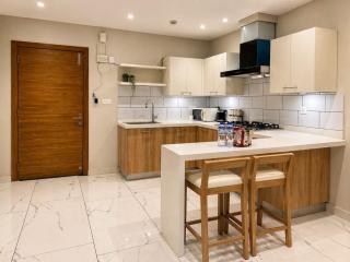 2 Bed Appartment Fully Furnished - Kazani Heights 2 - 4