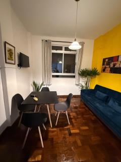 Lindo apartamento, localização privilegiada ao lado da Praça Osório e do Calçadão da Rua XV - 9
