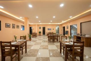 Hotel Ratan International - 3