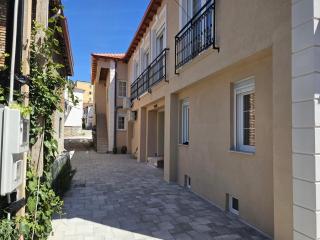 Kostandin Residence - 2