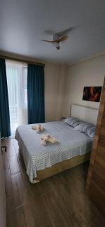 Sunbeam Beachfront Apartment Kobuleti - 4