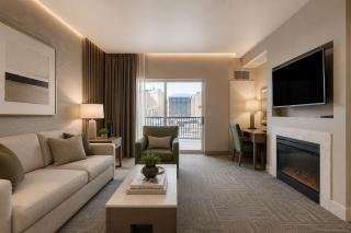 Family Suite at Platinum Hotel Balcony STRIP and Pool View - 6