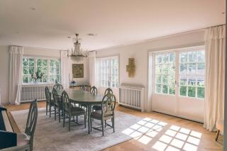 Luxury Villa with pool 10 mins with train to STHLM - 7