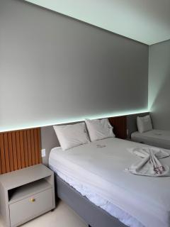 Rosmarry Hotel - 1