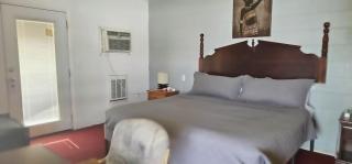 Fairview Inn - 8