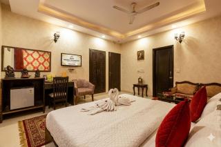Hotel Ashoka International 2 Min Walk From Karol Bagh Metro Station - 5