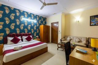 Hotel Ashoka International 2 Min Walk From Karol Bagh Metro Station - 7