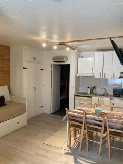 T2 PRALOUP 1600 bat Chanteclerc 6 personnes 36m2 avec chambre à part et 2 TV - 5