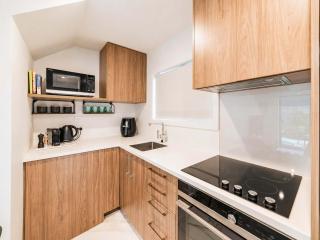 Bright City Base - 1Bed Kitchen Outdoor Space - 8