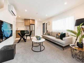 Bright City Base - 1Bed Kitchen Outdoor Space - 4