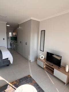 Emerald Escape Studio in Riverstone Wetland Estate - 9