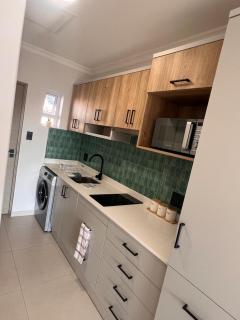 Emerald Escape Studio in Riverstone Wetland Estate - 2