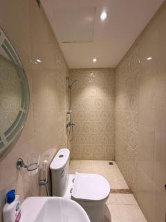Apartment 9-Min Walk to Al Haram - 4