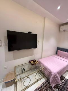 Apartment 9-Min Walk to Al Haram - 2