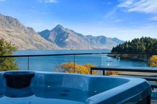 Rahiri Penthouse - Hot Tub - Sauna - Fireplace - 6