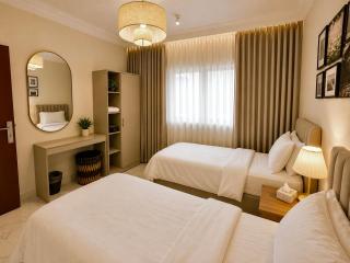 Three Rooms Family Apartment in Heart of Olaya - 1