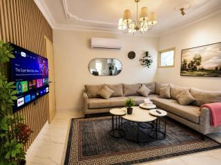 Three Rooms Family Apartment in Heart of Olaya - 0