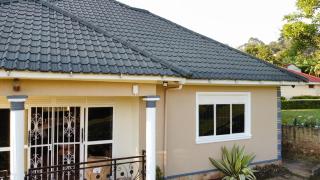 Hillside Haven Makanga - 3BR home by golf course - 9