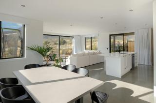 Private Spa with Remarkables & Coronet Views - 8