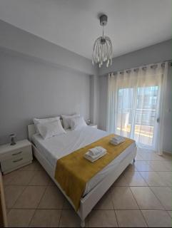 Comfortable Central Apartment - 6
