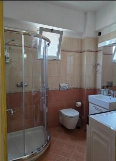 Comfortable Central Apartment - 2