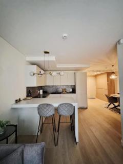 Pine Retreat by V&I - 5