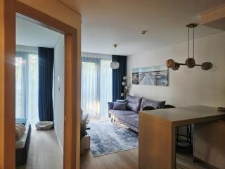Pine Retreat by V&I - 4