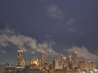 Bright Studio apt with city views, fully equipped! - 1