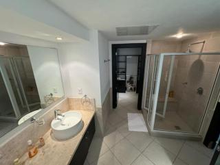 Bay View Grand Marina Villa- private pool - 1
