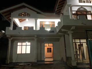 Lagoon Breeze House - 4