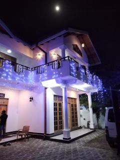Lagoon Breeze House - 1
