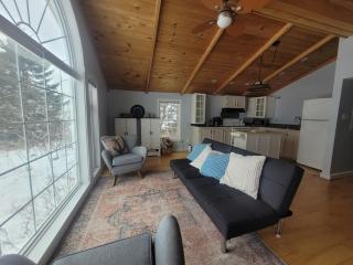 Cozy house with a great location and waterviews! - 0