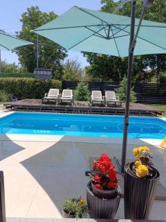 MARINA HOUSE pool & garden - 0