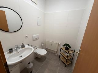 Moderne Designwohnung für 6 Personen mit 2 Bädern - 6