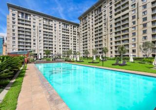 Ultra-Luxury 2BR Skyline Apartment in Sandton - 1