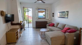 Endless Blue Maisonette - 9