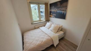 comfortable apartment for exploring Amsterdam - 2