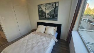 comfortable apartment for exploring Amsterdam - 4