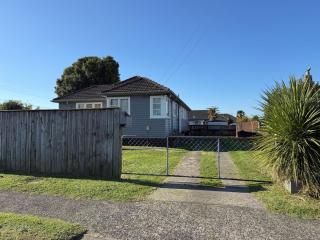 Old Bungalow near Hospital - 7