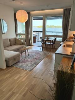 Seafront Studio with Panoramic Views - 0