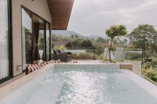 White Monkey Villa - Private Pool & Jacuzzi by WOW Holiday Homes - 1