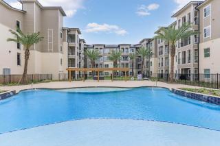 Executive 1BR Energy Corridor Pool& Gym Long Stays - 9