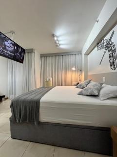 SAINT MORITZ PREMIUM - CAFÉ DA MANHÃ OPCIONAL - MAIOR FLAT DO CONDOMÍNIO COM 33M E NÃO COM 24M - Academia - Piscina - Garagem - Estação de recarga de carro elétrico - Ao lado do Shopping - Vista Panorâmica - Flat Particular - 7