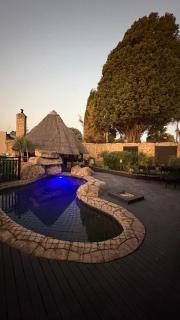Host hub guest house Glen marais - 9