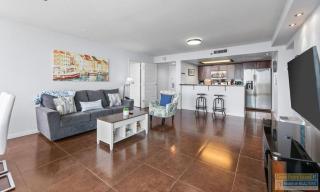 Beachfront 2BR 11th Floor Views, Saida Royale SPI - 6