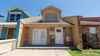 Sparky’s Pool House | Private 2 Levels | BBQ | SPI - 1