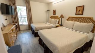 Beachfront 2BR, 5th Floor Views, Walkable SPI - 3